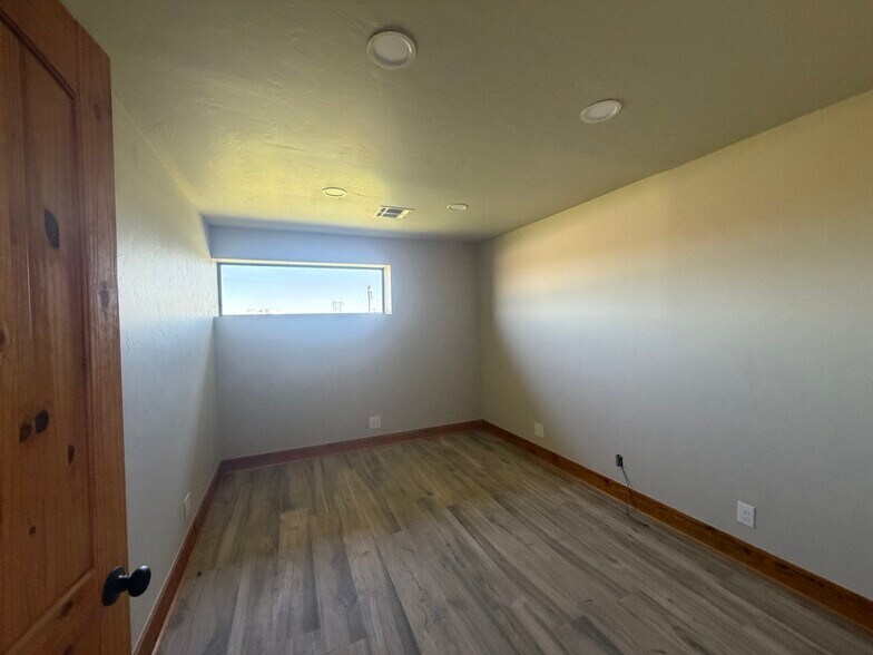 5328 E Market St, Enid, OK for sale - Building Photo - Image 3 of 25