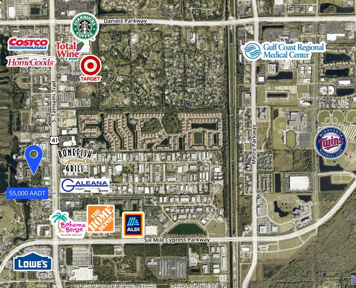 7051 Lakeridge Ct, Fort Myers, FL à vendre - Photo du bâtiment - Image 2 de 3