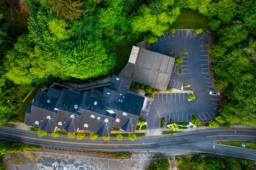 1801 W Bay Dr, Olympia, WA for lease - Building Photo - Image 2 of 12