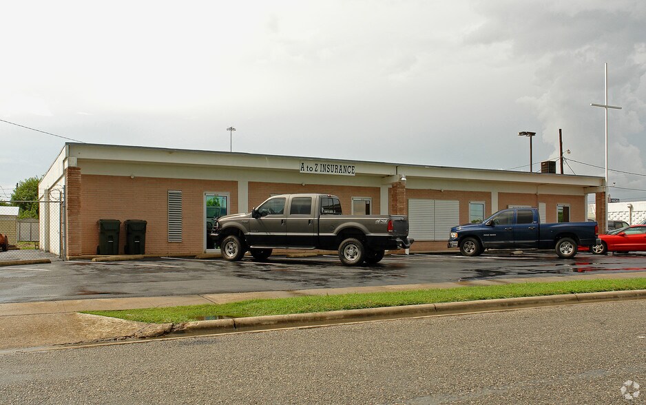 5109-5115 Cosner Dr, Corpus Christi, TX for lease - Primary Photo - Image 1 of 12