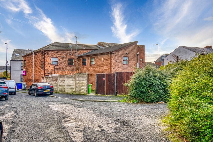 691-693 Ormskirk Rd, Wigan for sale - Building Photo - Image 3 of 22