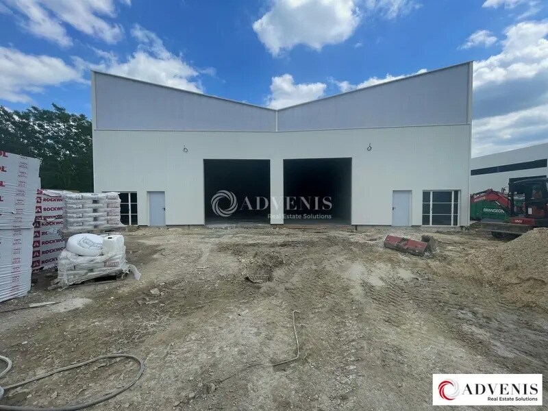 Flex in Carbon-Blanc for sale Building Photo- Image 1 of 11