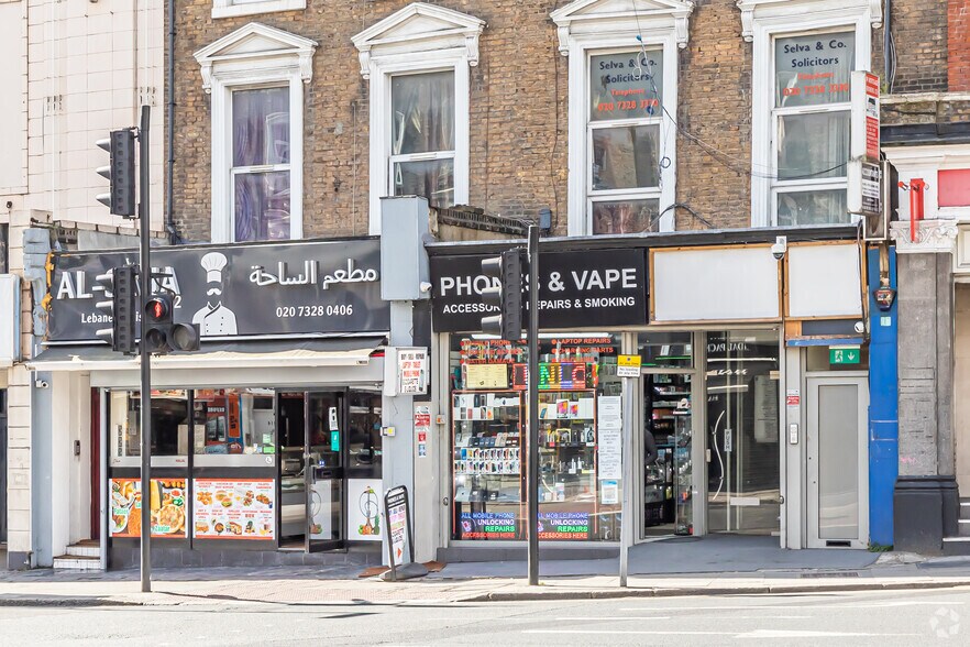 203 Kilburn High Rd, London for lease - Building Photo - Image 3 of 3