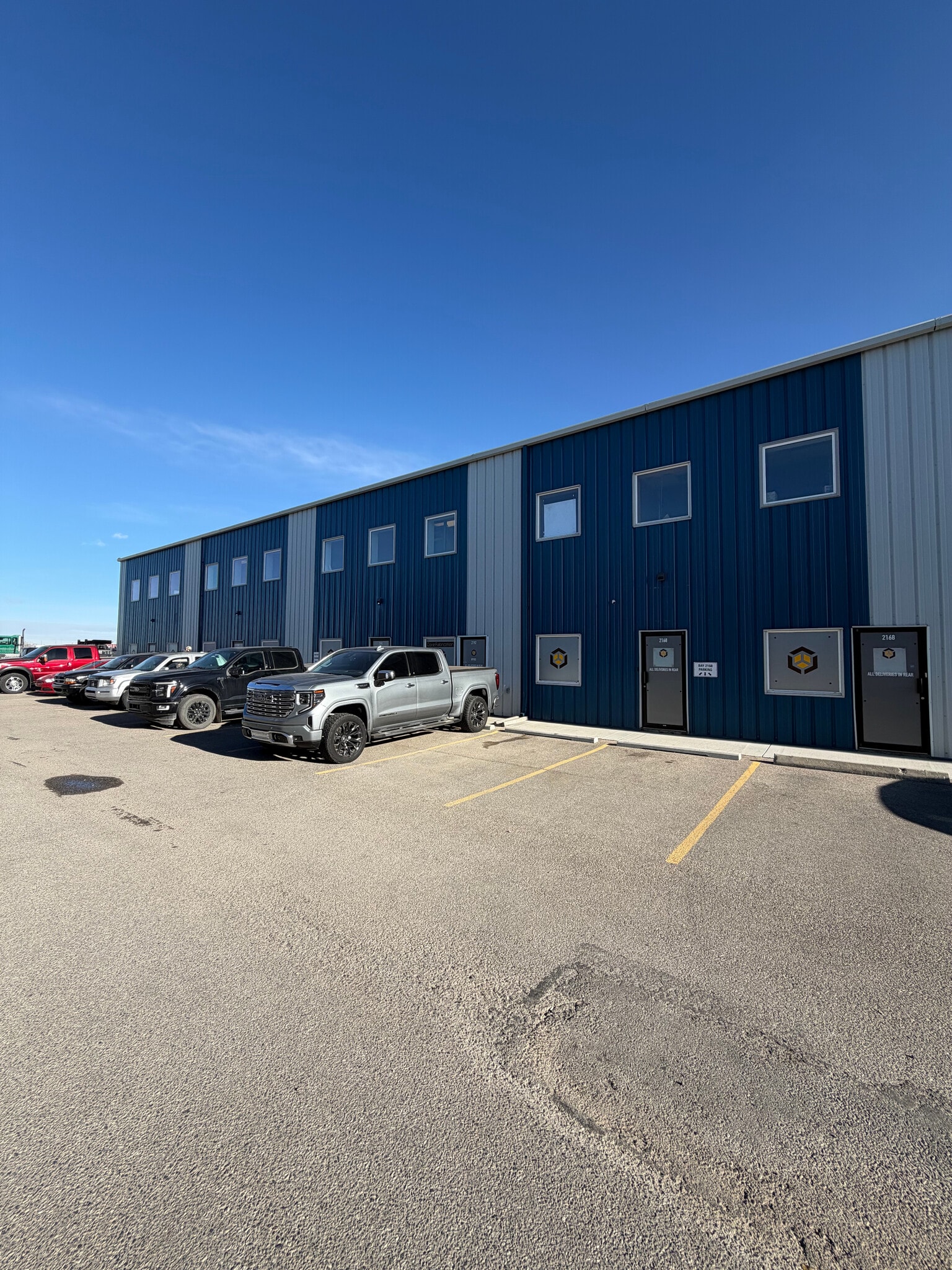 8800 Venture Av SE, Calgary, AB à louer Photo du bâtiment- Image 1 de 8