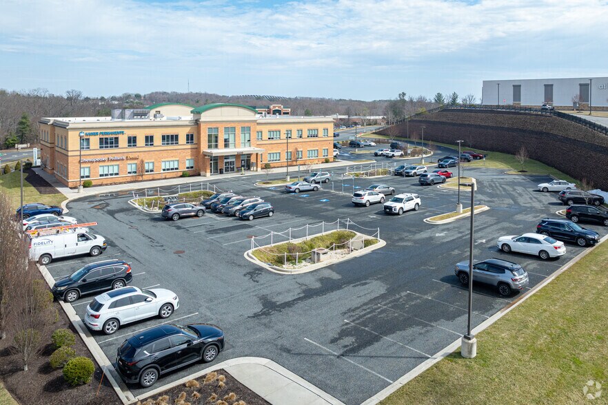 3400 Box Hill Corporate Center Dr, Abingdon, MD for lease - Building Photo - Image 3 of 4