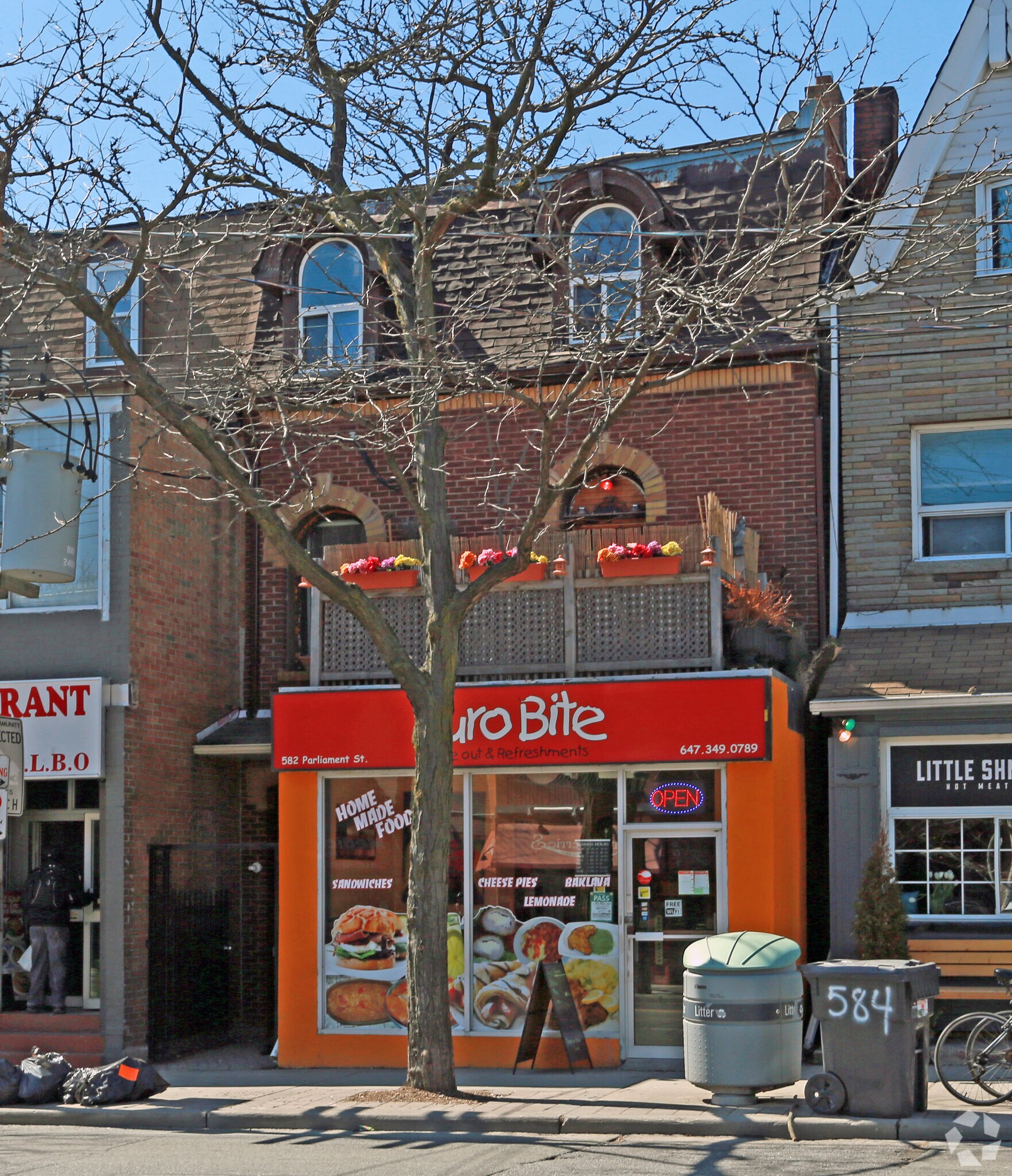 582 Parliament St, Toronto, ON à vendre Photo principale- Image 1 de 1