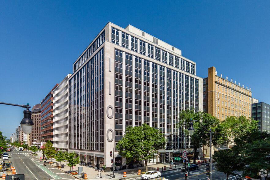 1100 17th St NW, Washington, DC à louer - Photo du bâtiment - Image 1 de 11