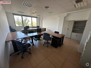 Bureau dans Rivas-Vaciamadrid, MAD à louer Photo int rieure- Image 1 de 4