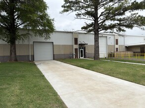 8635 W 21st St, Sand Springs, OK for lease Building Photo- Image 2 of 9