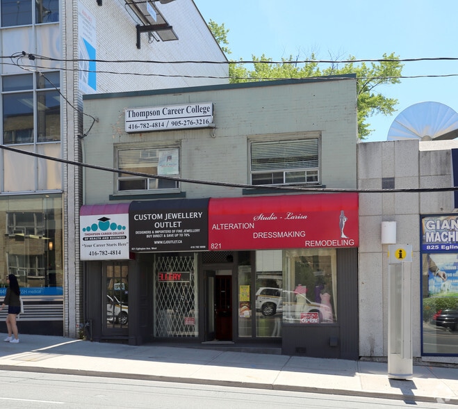 821-823 Eglinton Ave W, Toronto, ON for lease - Building Photo - Image 2 of 12
