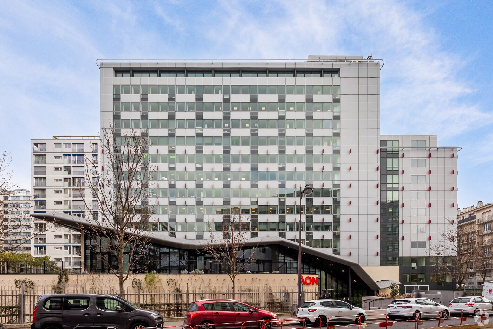 31-35 Rue De La Fédération, Paris for lease Building Photo- Image 1 of 17
