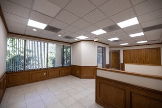 30077 Agoura Ct, Agoura Hills, CA à louer Photo intérieure- Image 1 de 6