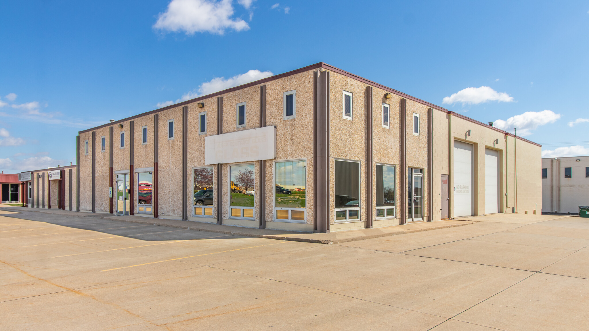 8202-8226 N University St, Peoria, IL for sale Building Photo- Image 1 of 1