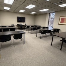 441 Taft Ave, Glen Ellyn, IL for lease Interior Photo- Image 2 of 5