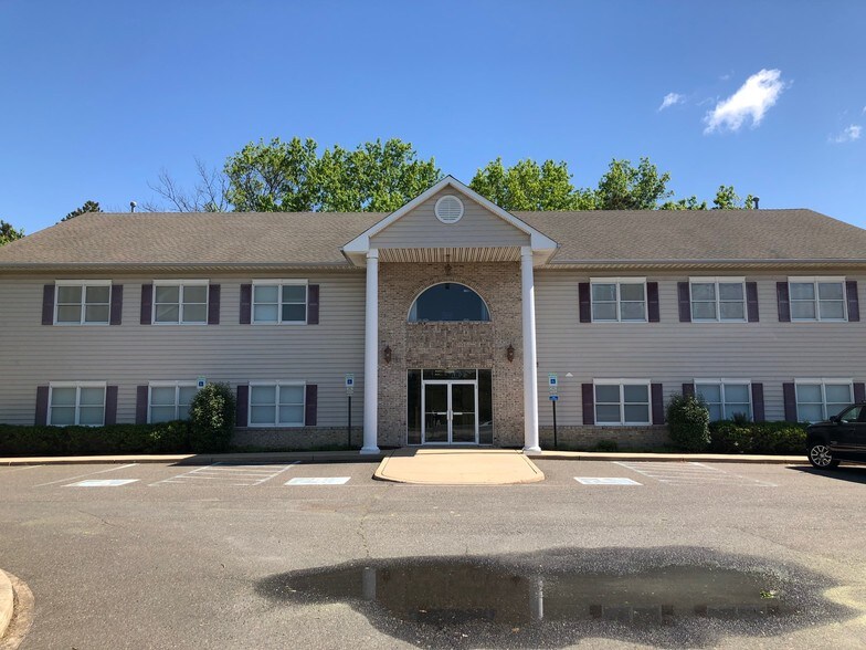 1268 Route 37 W, Toms River, NJ à louer - Photo du bâtiment - Image 3 de 5