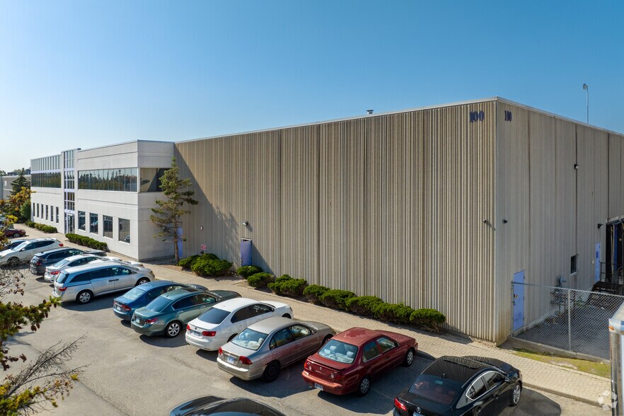 100 Jacob Keffer Pky, Concord, ON à louer - Photo du bâtiment - Image 2 de 3