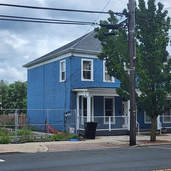 37 W Washington Ave, Washington, NJ for lease - Building Photo - Image 2 of 14