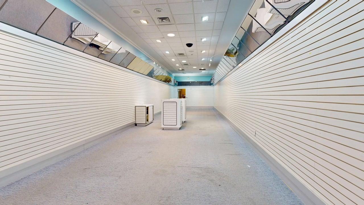 300 S 24th St W, Billings, MT for lease Interior Photo- Image 1 of 11