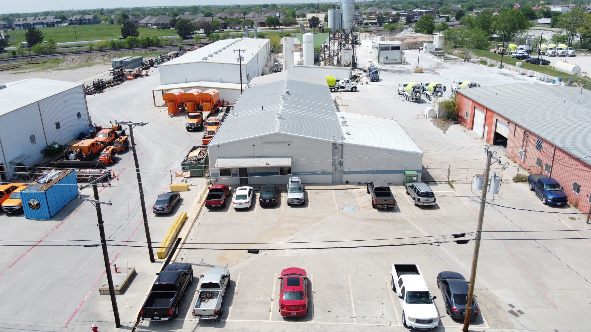 1033 Jarvis Rd, Saginaw, TX for lease Primary Photo- Image 1 of 11