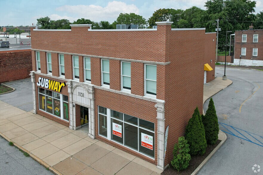 1151 S Kingshighway Blvd, Saint Louis, MO à louer - Photo principale - Image 1 de 9