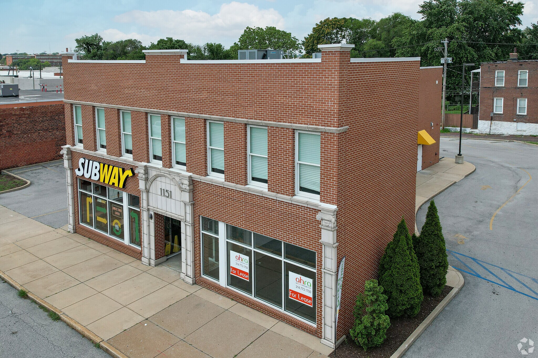 1151 S Kingshighway Blvd, Saint Louis, MO à louer Photo principale- Image 1 de 10