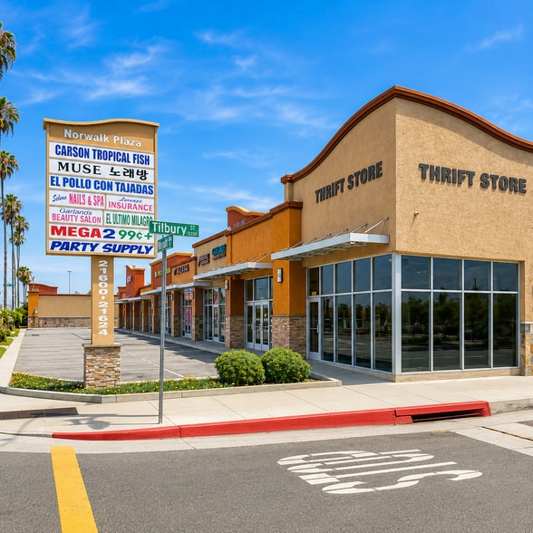 21600-21624 Norwalk Blvd, Hawaiian Gardens, CA for lease - Building Photo - Image 2 of 13