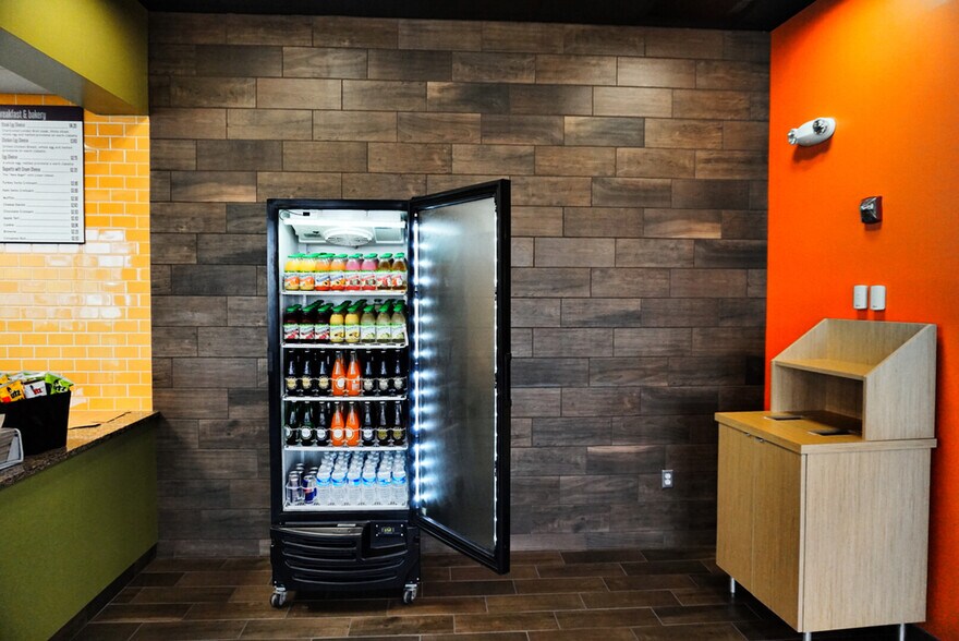 7000 Muirkirk Meadows Drive, Laurel, MD à vendre - Photo du bâtiment - Image 3 de 8