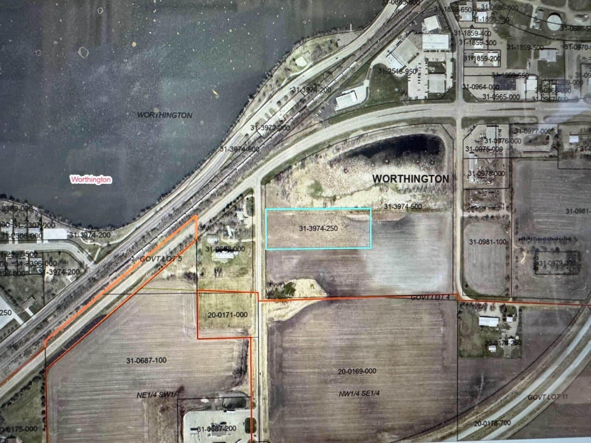 000 W Plotts Ave, Worthington, MN à vendre Photo du bâtiment- Image 1 de 3