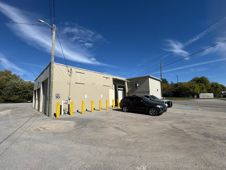 1075 Lebanon Rd, Danville, KY à louer - Photo du bâtiment - Image 2 de 16