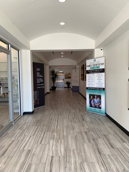 7030 FM 1488 Rd, Magnolia, TX for lease - Interior Photo - Image 2 of 7