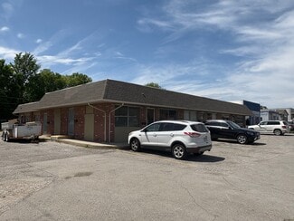 More details for 500 N Scott Ave, Belton, MO - Retail for Lease