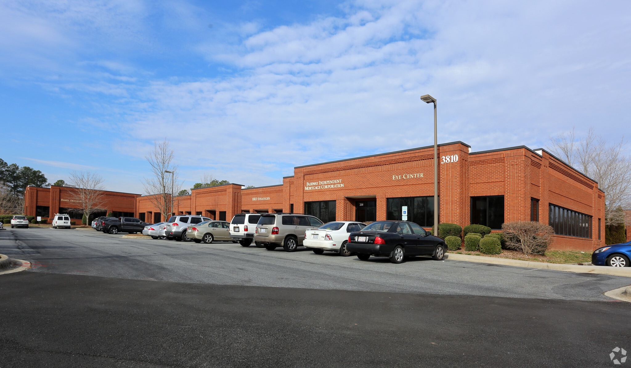 3810 N Elm St, Greensboro, NC à vendre Photo principale- Image 1 de 13