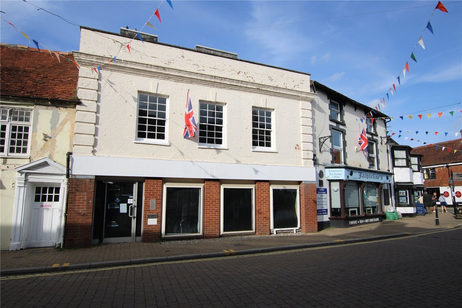 6-8 High St, Ringwood à louer Photo principale- Image 1 de 2