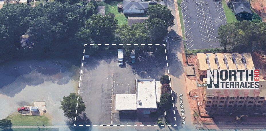 2300 N Graham St, Charlotte, NC à louer - Photo du bâtiment - Image 2 de 2