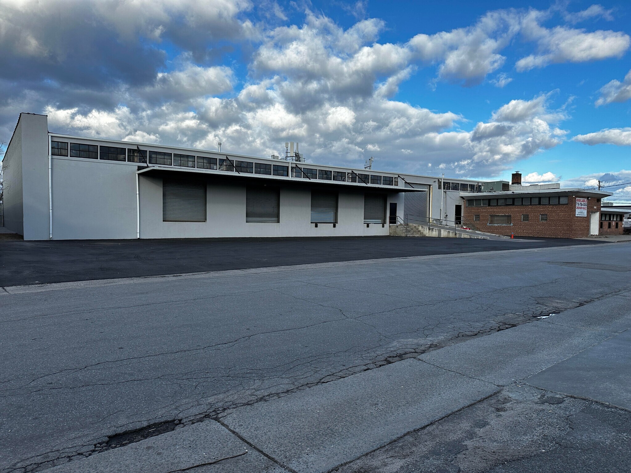 101 Nassau Terminal Rd, New Hyde Park, NY for lease Building Photo- Image 1 of 6