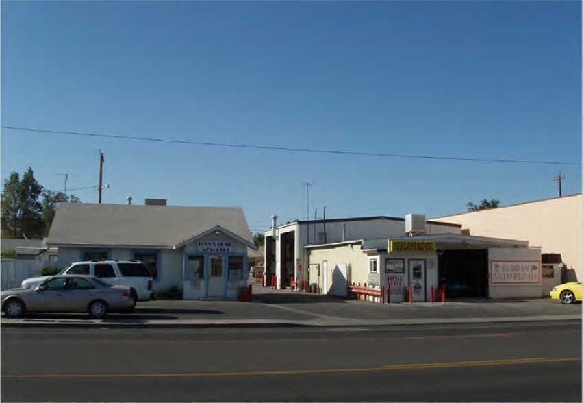 145-155 W Main St, Fernley, NV à louer - Photo principale - Image 1 de 2