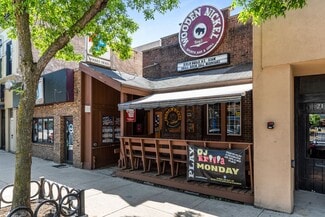Plus de détails pour 217 E College Ave, Appleton, WI - Commerce de détail à vendre