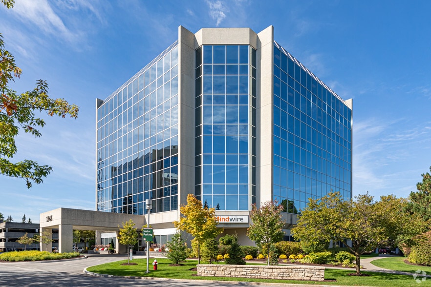 1545 Carling Ave, Ottawa, ON à louer - Photo du bâtiment - Image 3 de 5