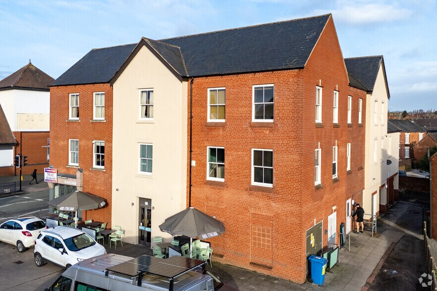 Derby Rd, Ashby De La Zouch à louer - Photo principale - Image 1 de 11