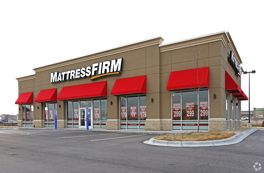 4070 Dean Lakes Blvd, Shakopee, MN à vendre - Photo principale - Image 1 de 10