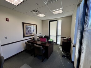 1525 International Pky, Lake Mary, FL for lease Interior Photo- Image 2 of 2