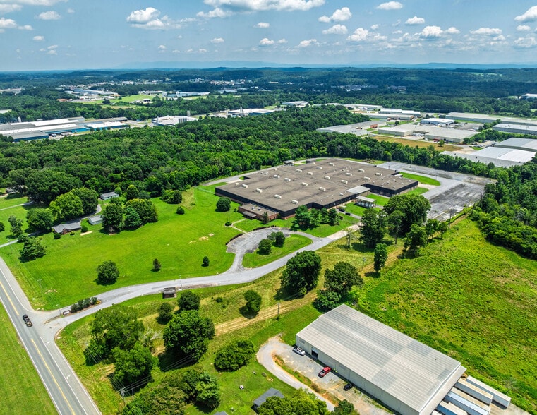 2118 US Highway 41, Calhoun, GA for sale - Building Photo - Image 2 of 15