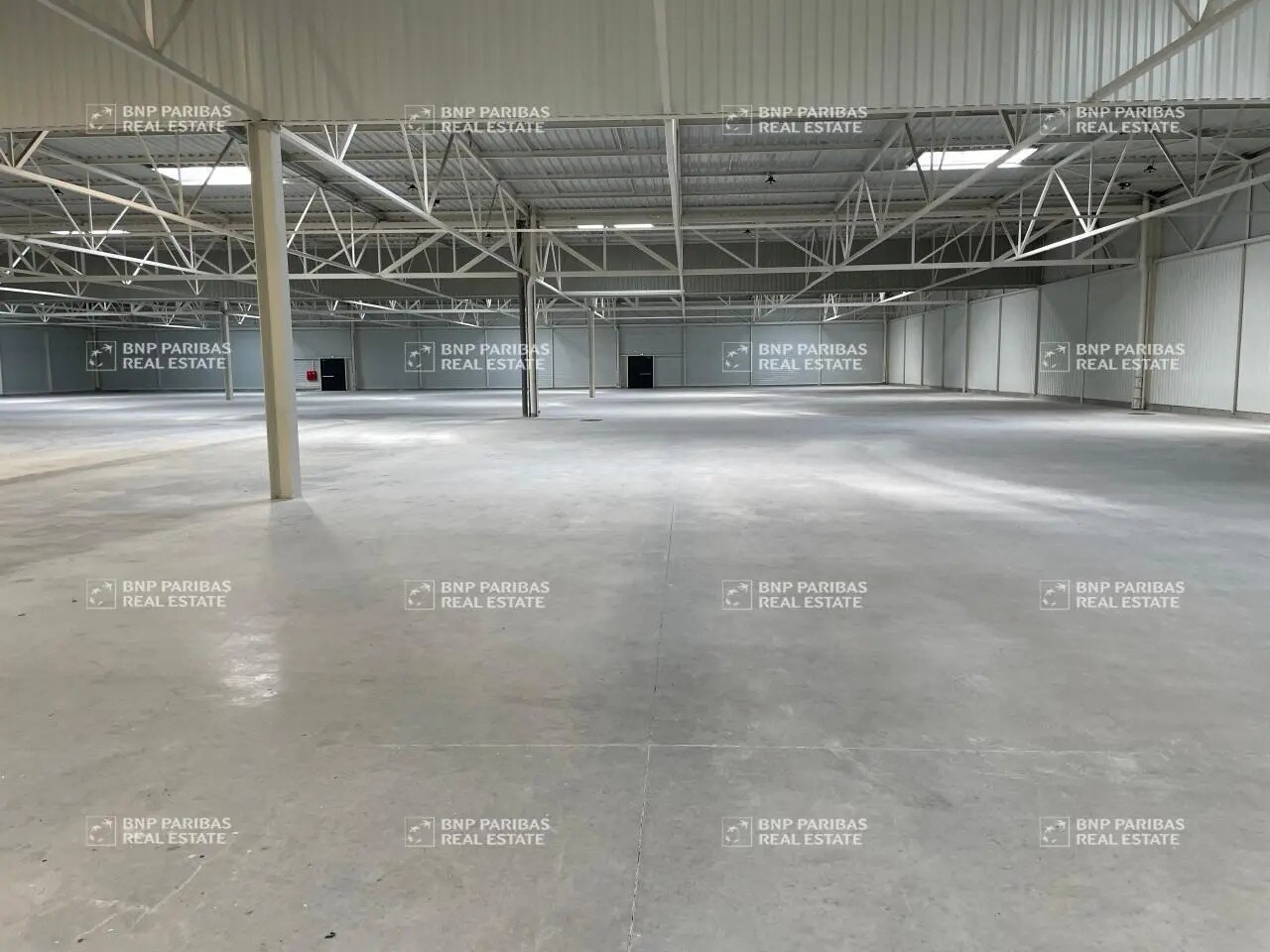 Office in Le Blanc-Mesnil for lease Building Photo- Image 1 of 10