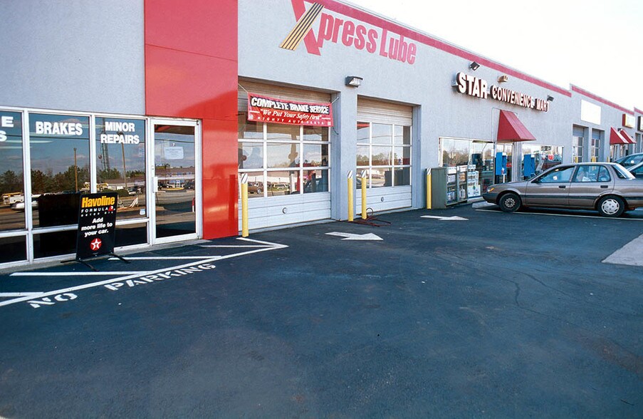 850 Sandy Plains Rd, Marietta, GA for lease - Other - Image 2 of 12