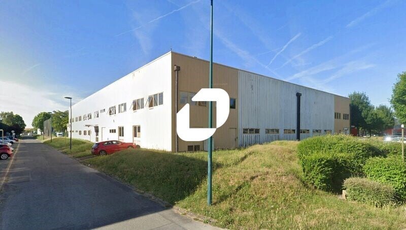 1 Rue Jacques De Vaucansson, Saint-Ouen-l'Aumône à louer - Photo du bâtiment - Image 3 de 24
