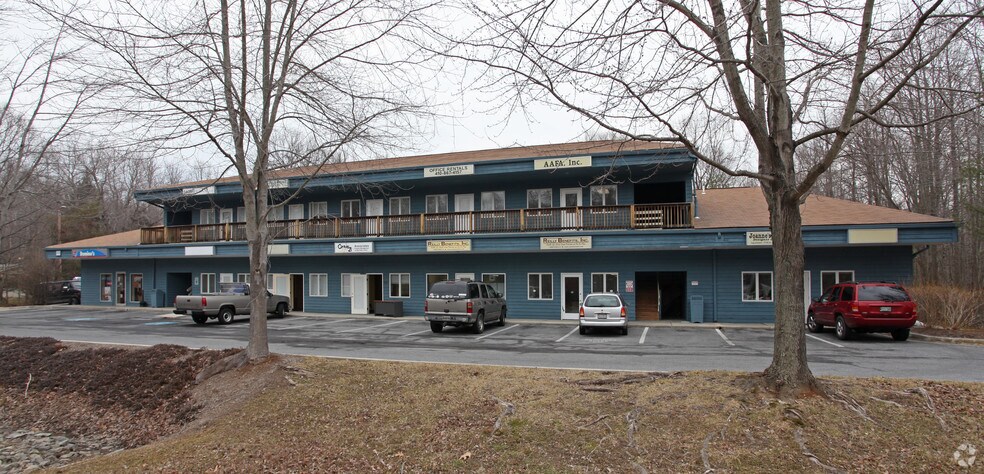 5419 Deale Churchton Rd, Churchton, MD à louer - Photo du bâtiment - Image 2 de 7