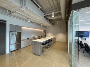 18565-18575 Jamboree Rd, Irvine, CA for lease Interior Photo- Image 2 of 11