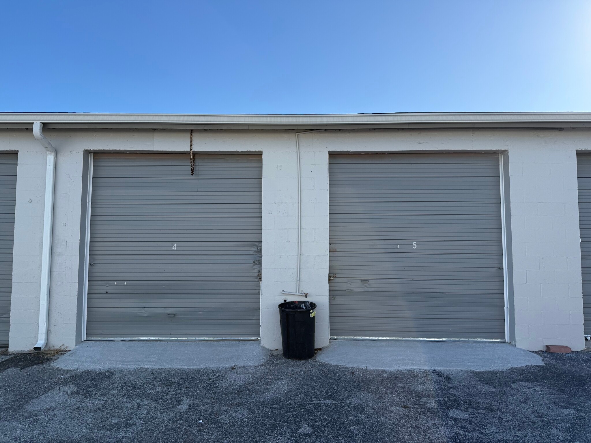 2157 Range Rd, Clearwater, FL for lease Interior Photo- Image 1 of 4