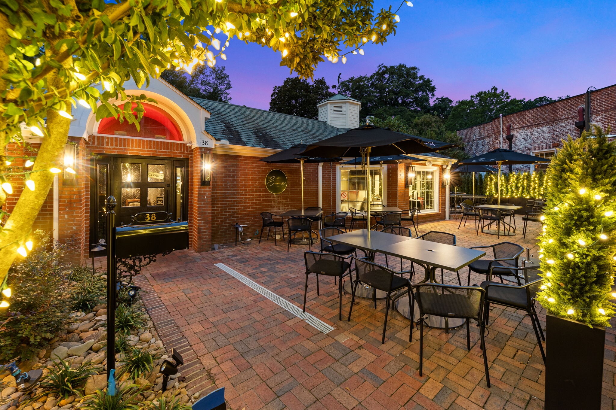 38 Chinquapin Rd, Pinehurst, NC for sale Primary Photo- Image 1 of 34