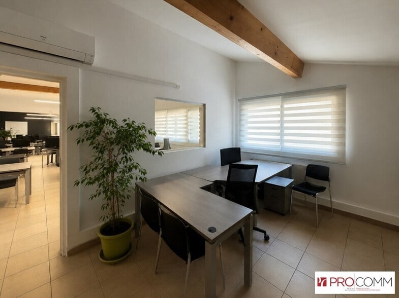 Bureau dans Montpellier à louer - Photo intérieure - Image 2 de 3